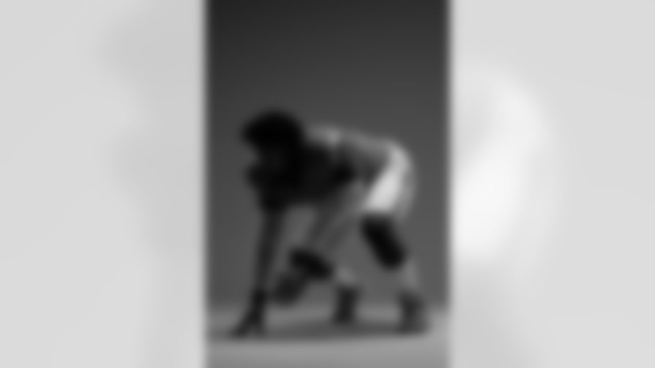 Malcolm Roach poses for a portrait on June 9, 2025 in Englewood, Colorado. Photo by Ben Swanson / Denver Broncos