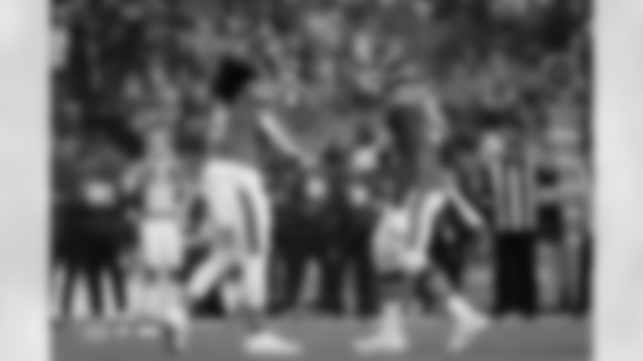 Talanoa Hufanga (9) and Dre Greenlaw during the Broncos' Week 10 game against the Las Vegas Raiders at Empower Field at Mile High in Denver, Colorado on November 6, 2025. Photo by Ben Swanson / Denver Broncos