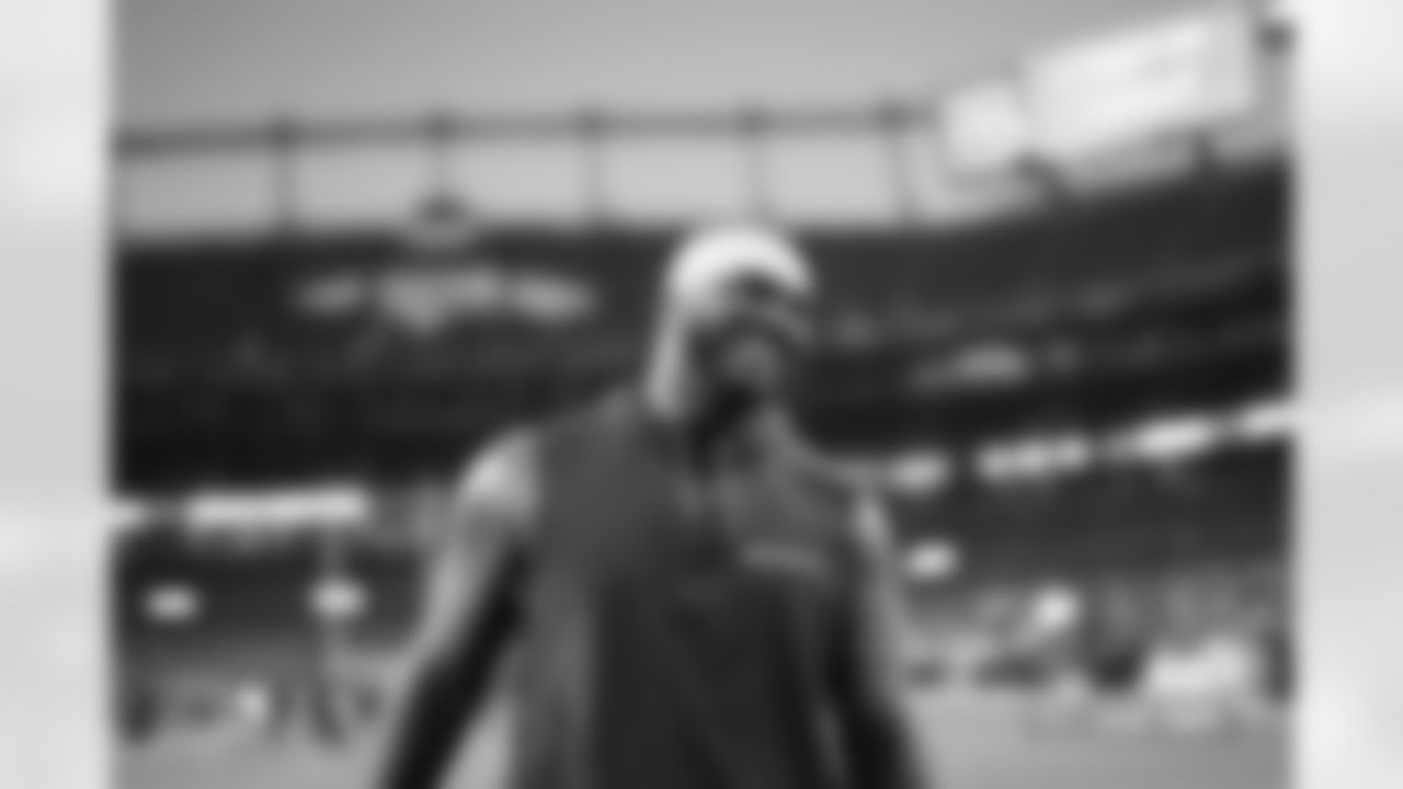 John Franklin-Myers before the Broncos' Week 13 game against the Cleveland Browns at Empower Field at Mile High in Denver, Colorado on December 2, 2024. Photo by Ben Swanson / Denver Broncos
