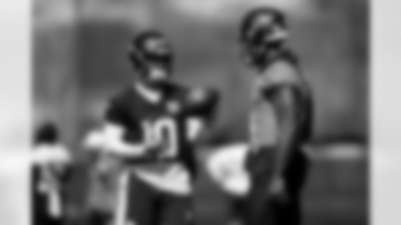 Bo Nix and Courtland Sutton during an OTA practice at Broncos Park Powered by CommonSpirit in Englewood, Colorado on June 5, 2025. Photo by Ben Swanson / Denver Broncos