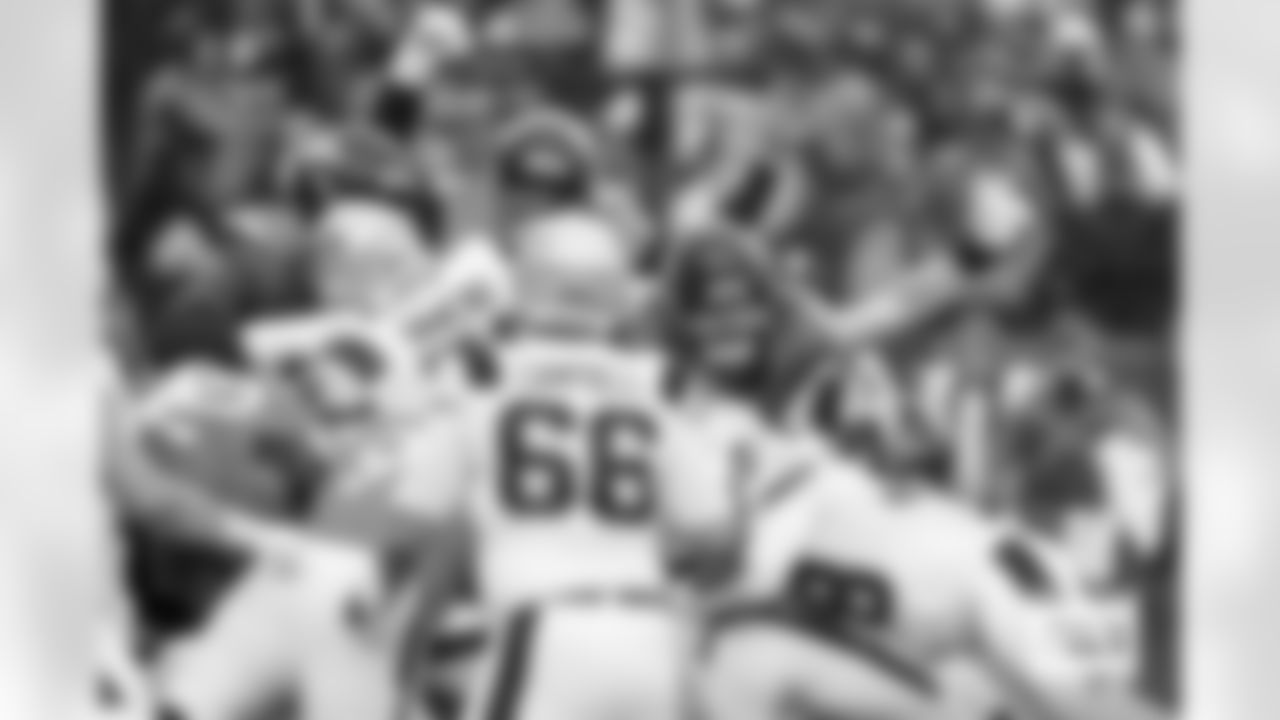 Denver Broncos linebacker Alex Singleton (49) during the AFC Championship Game between the Denver Broncos and New England Patriots at Empower Field at Mile High in Denver, Colorado on January 25, 2026. Photo by Kyle Cooper / Denver Broncos