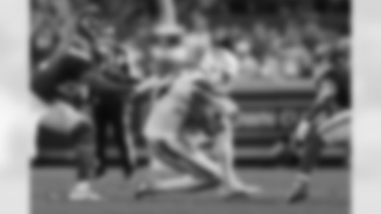 Courtland Sutton (14) during the Broncos' Week 17 game against the Kansas City Chiefs at GEHA Field at Arrowhead Stadium in Kansas City, Missouri on December 25, 2025. Photo by Ben Swanson / Denver Broncos