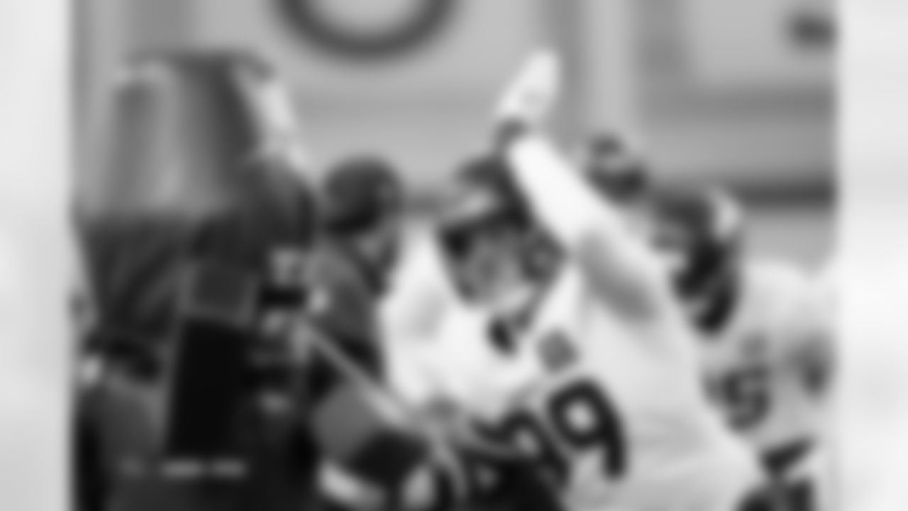 Zach Allen during practice at Broncos Park Powered by CommonSpirit in Englewood, Colorado on October 3, 2025. Photo by Ben Swanson / Denver Broncos