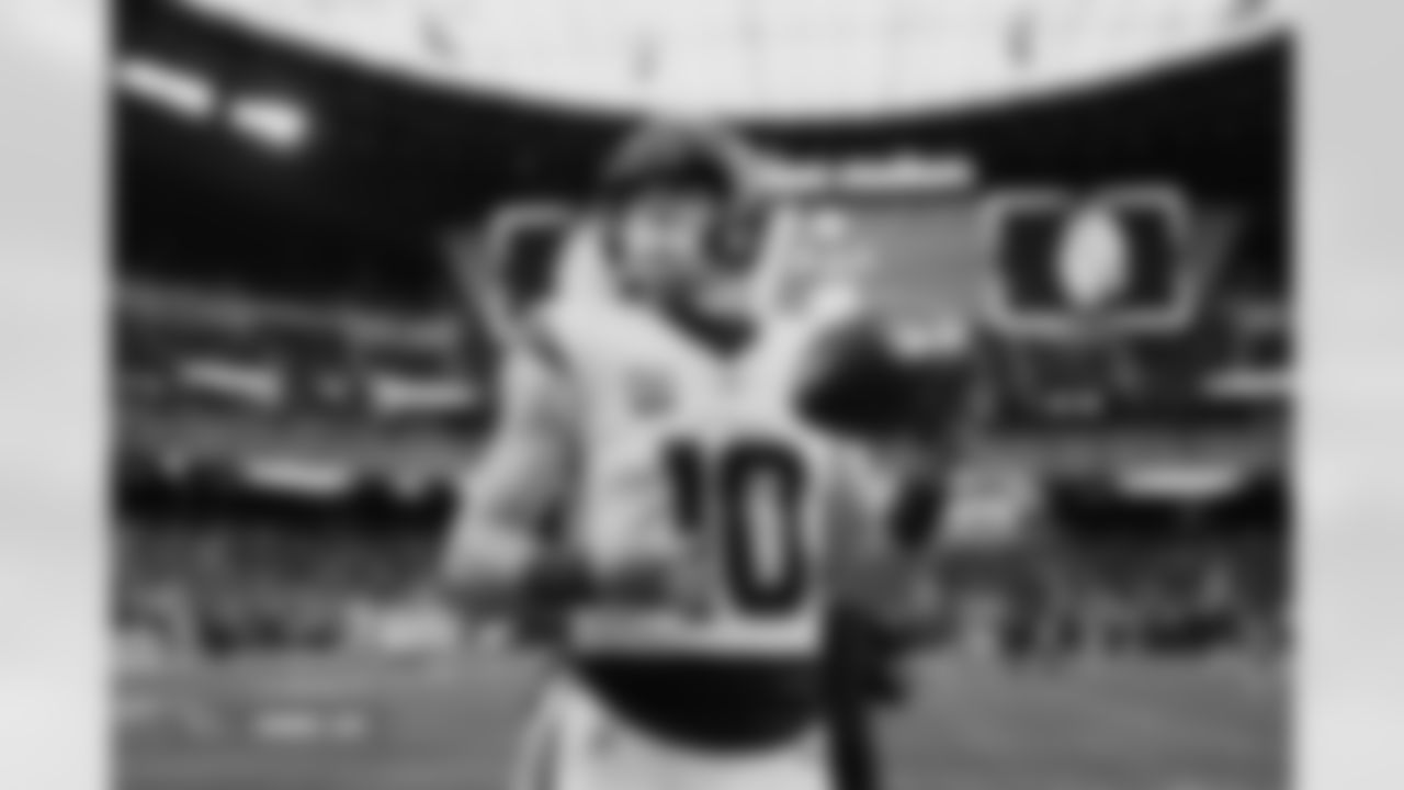 Bo Nix (10) before the Broncos' Week 14 game against the Las Vegas Raiders at Allegiant Stadium in Las Vegas, Nevada on December 7, 2025. Photo by Ben Swanson / Denver Broncos