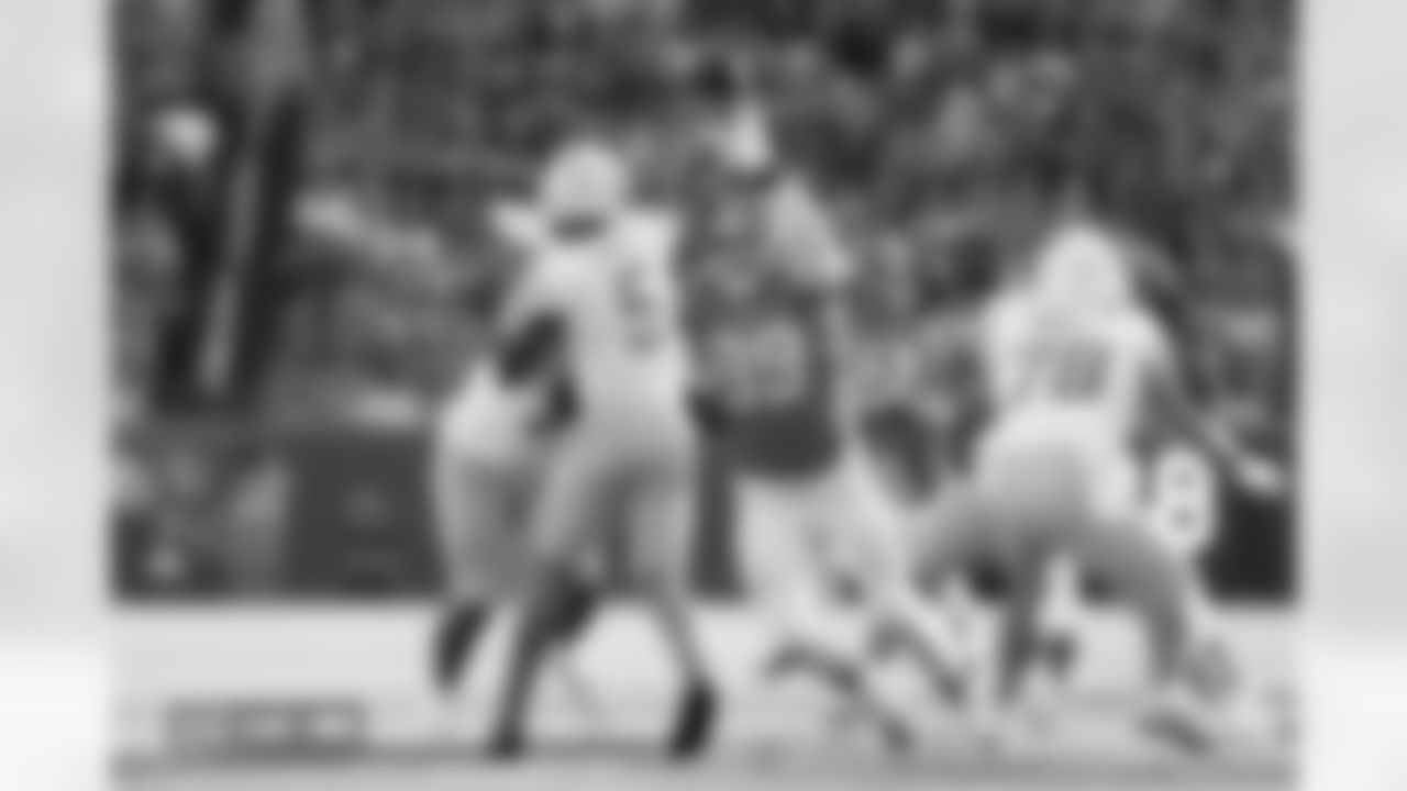 Zach Allen (99) during the Broncos' Week 18 game against the Los Angeles Chargers at Empower Field at Mile High in Denver, Colorado on January 4, 2026. Photo by Gabriel Christus / Denver Broncos