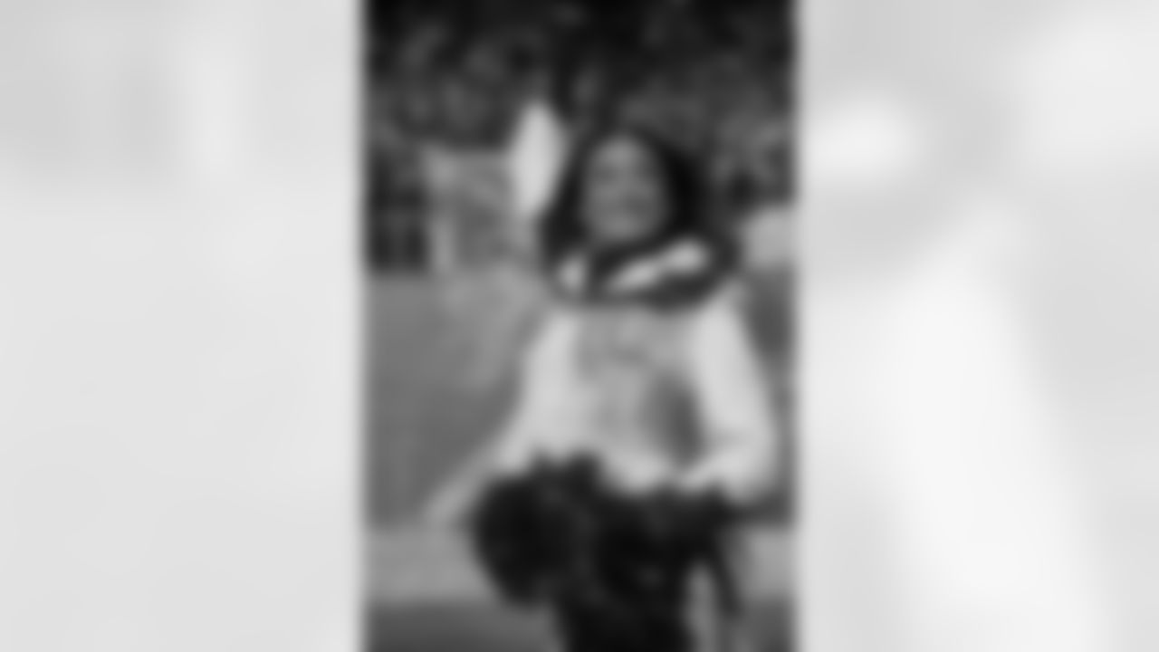 during the Broncos' Divisional Round playoff game against the Buffalo Bills at Empower Field at Mile High in Denver, Colorado on January 17, 2026. Photo by Paul Cloud / Denver Broncos