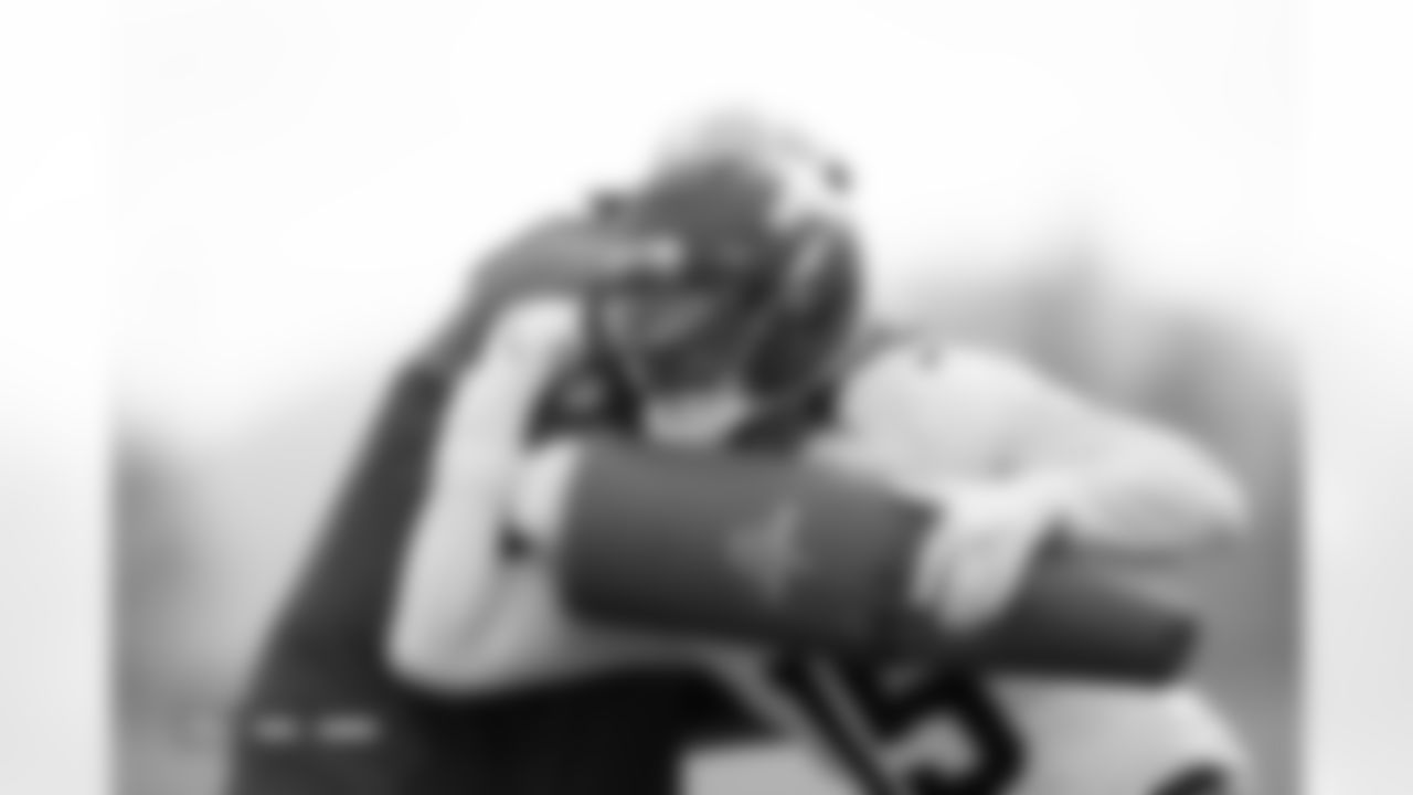 Nik Bonitto during practice at Broncos Park Powered by CommonSpirit in Englewood, Colorado on November 12, 2025. Photo by Gabriel Christus / Denver Broncos