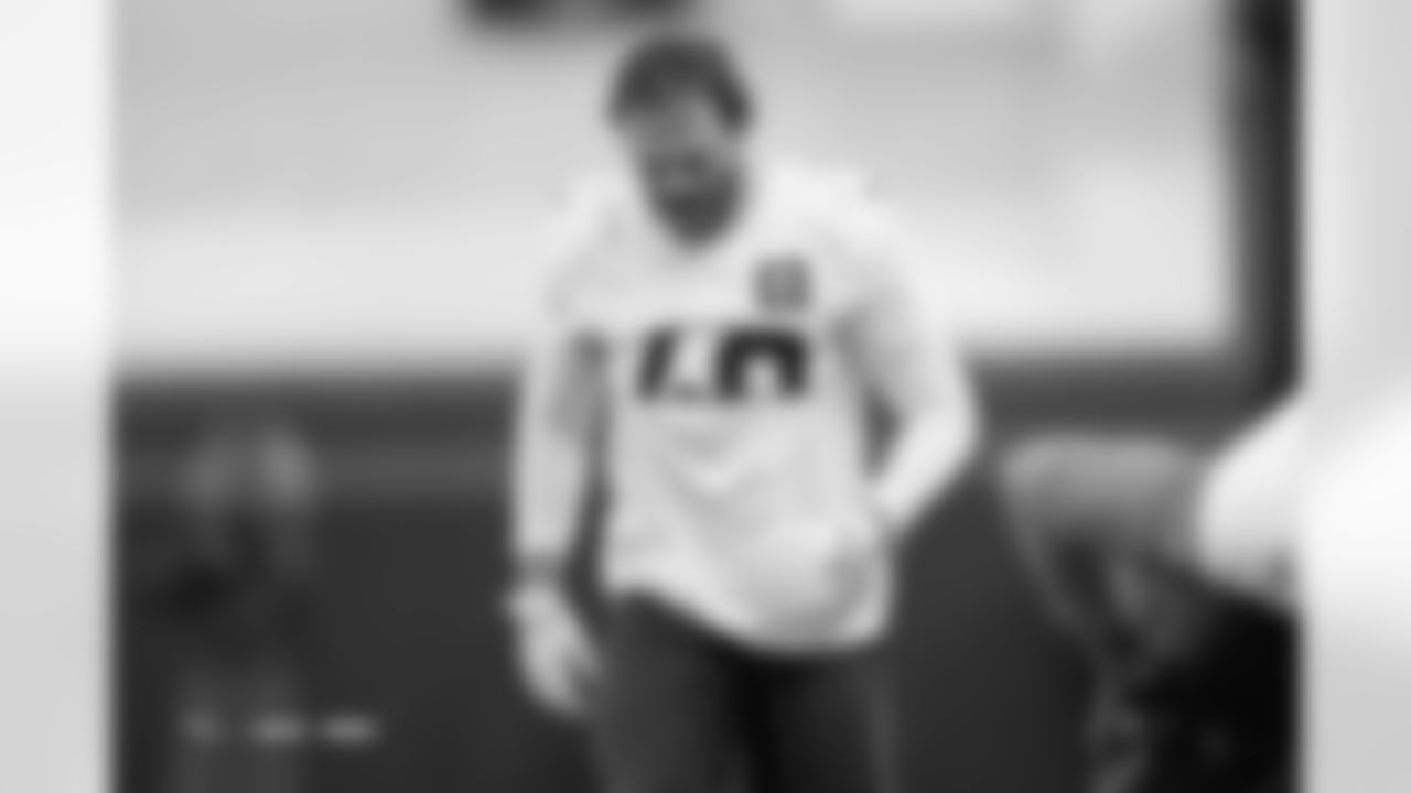 Alex Singleton during practice on Thursday, December 18, 2025 at Broncos Park Powered by CommonSpirit in Englewood, Colorado.
Photo by Gabriel Christus / Denver Broncos