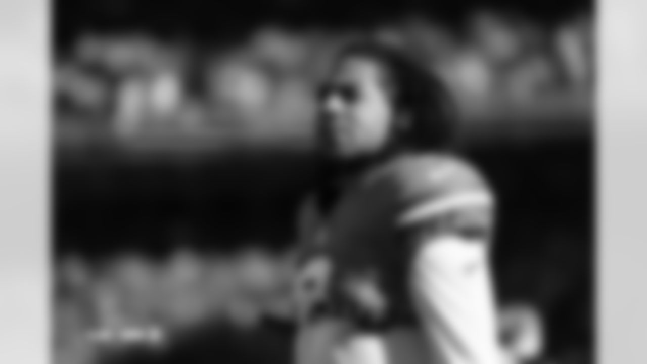 Jarrett Stidham (8) before the Broncos' Week 18 game against the Los Angeles Chargers at Empower Field at Mile High in Denver, Colorado on January 4, 2026. Photo by Gavin Liddell / Denver Broncos