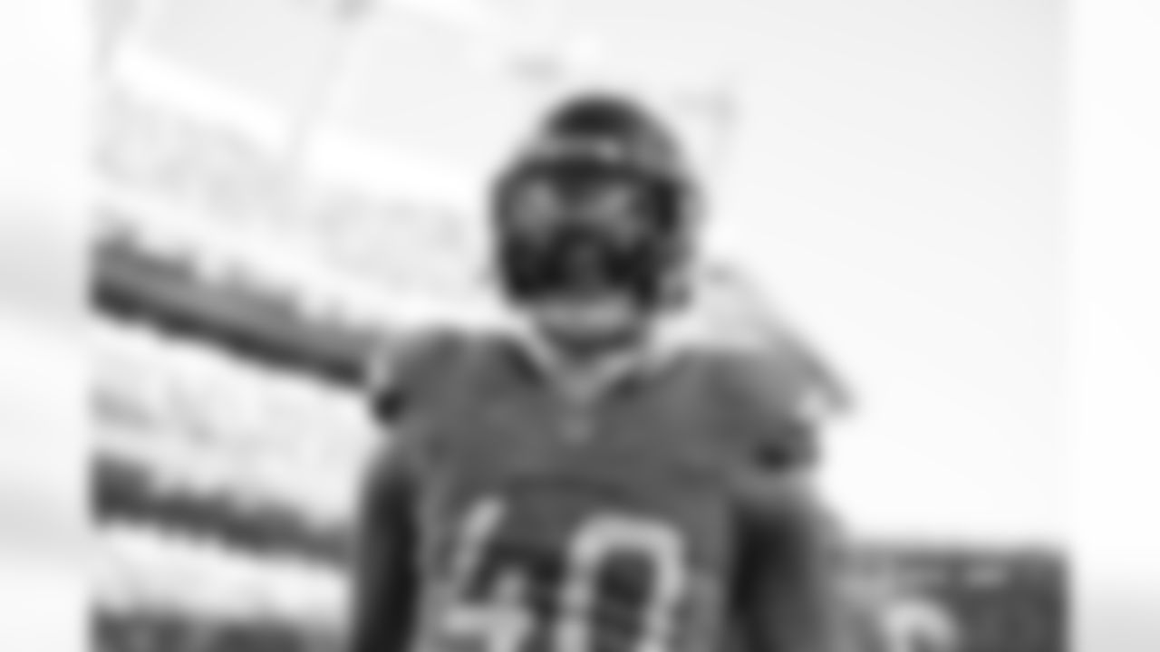 Justin Strnad during the Broncos' Week 7 game against the New York Giants at Empower Field at Mile High in Denver, Colorado on October 19, 2025. Photo by ADAM BRATTEN / Denver Broncos