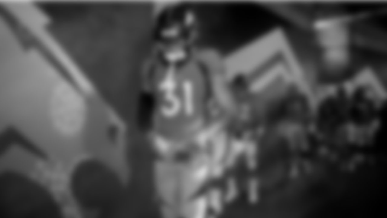 Justin Simmons in the tunnel before the Broncos' game against the Kansas City Chiefs on October 17, 2019. (Photo by Ben Swanson)