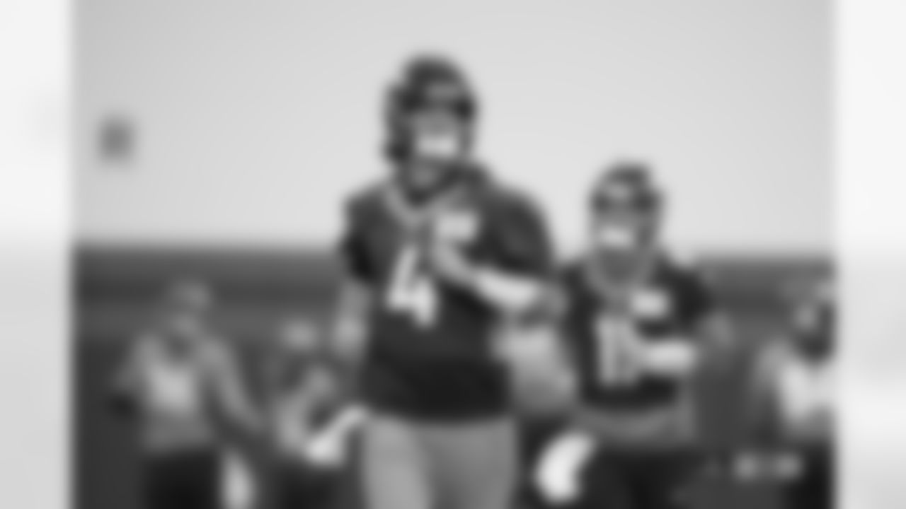 Jarrett Stidham during practice on Wednesday, December 27, 2023 at Centura Health Training Center in Englewood, Colorado.
Photo by Gabriel Christus / Denver Broncos