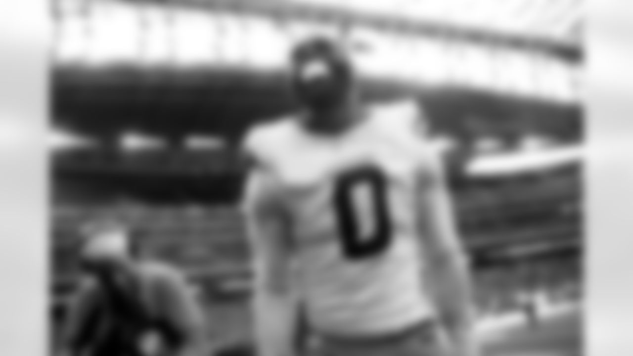 Denver Broncos linebacker Jonathon Cooper (0) reacts after the Broncos' Week 9 game against the Houston Texans at NRG Stadium in Houston, Texas on November 2, 2025. Photo by Ben Swanson / Denver Broncos