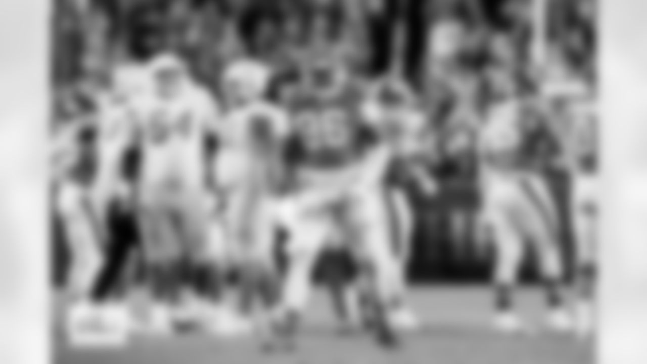 Eyioma Uwazurike during the Broncos' Week 18 game against the Los Angeles Chargers at Empower Field at Mile High in Denver, Colorado on January 4, 2026. Photo by Gavin Liddell / Denver Broncos