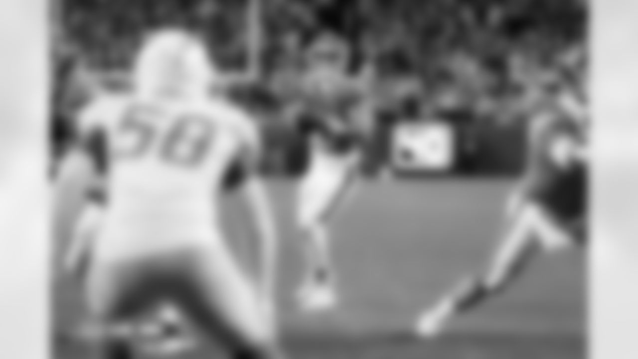 Bo Nix (10) during the Broncos' Week 18 game against the Los Angeles Chargers at Empower Field at Mile High in Denver, Colorado on January 4, 2026. Photo by Gavin Liddell / Denver Broncos