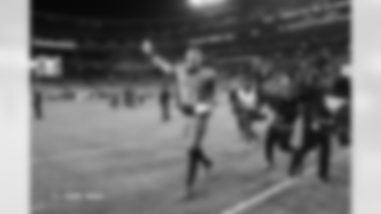 Bo Nix (10) during the Broncos' Week 13 game against the Washington Commanders at Northwest Stadium in Landover, Maryland on November 30, 2025. Photo by Gabriel Christus / Denver Broncos