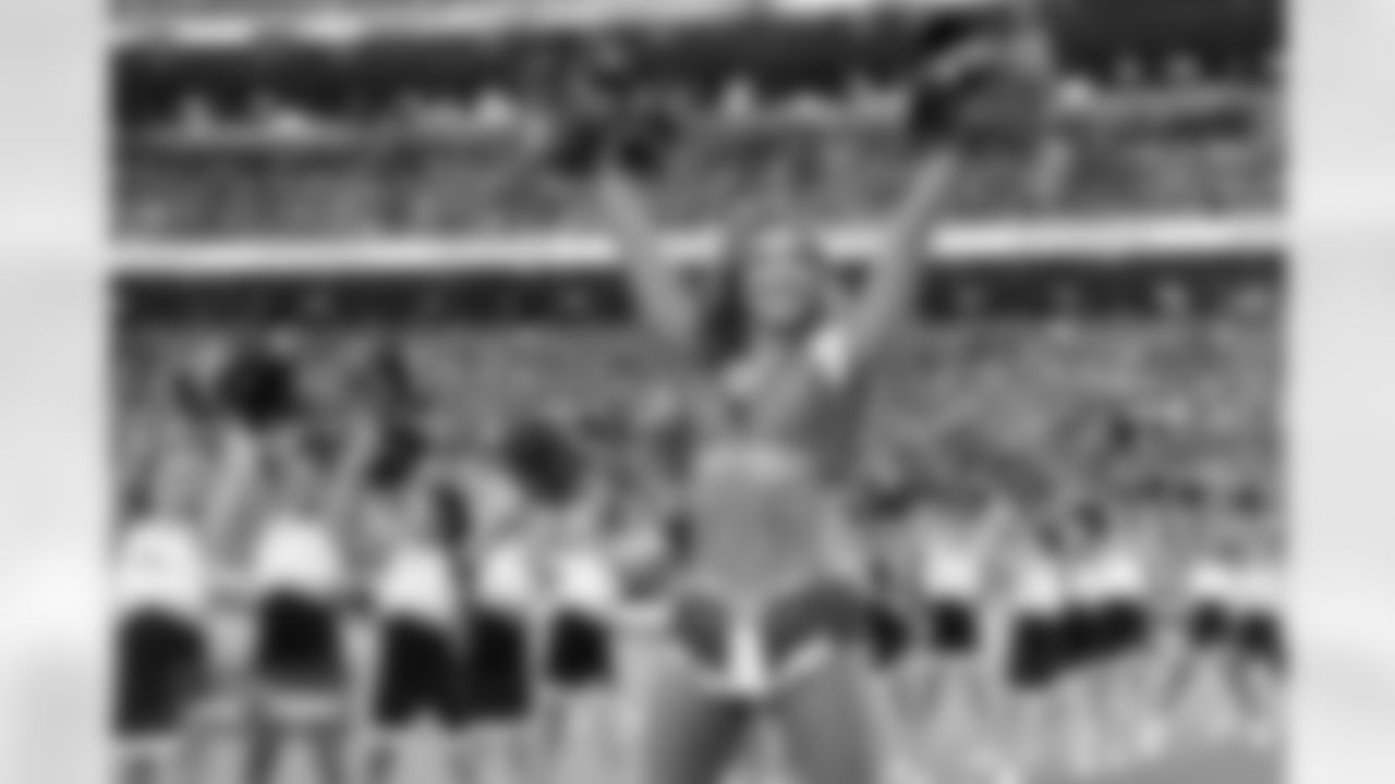 Denver Broncos Cheerleaders perform during the Broncos' preseason Week 2 game against the Arizona Cardinals at Empower Field at Mile High in Denver, Colorado on August 16, 2025. Photo by Adam Bratten / Denver Broncos