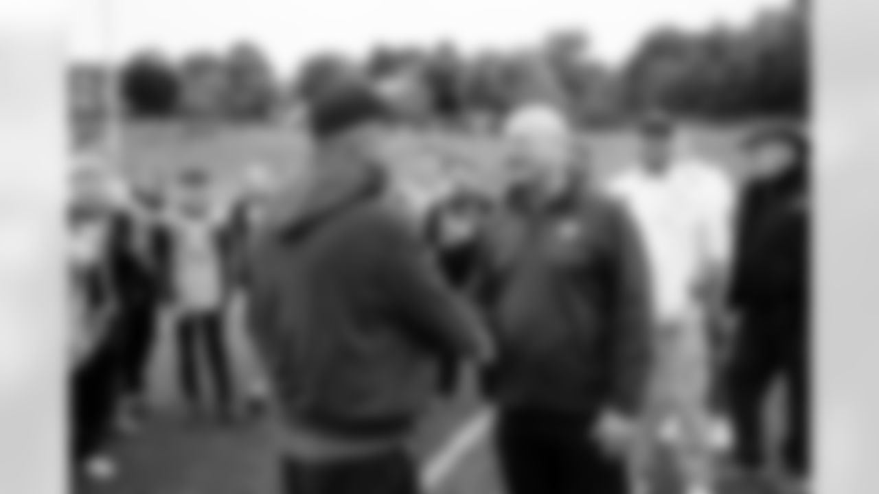 Sean Payton during the Leicester Panthers' visit to practice in Ware, England on October 10, 2025. Photo by Ben Swanson / Denver Broncos