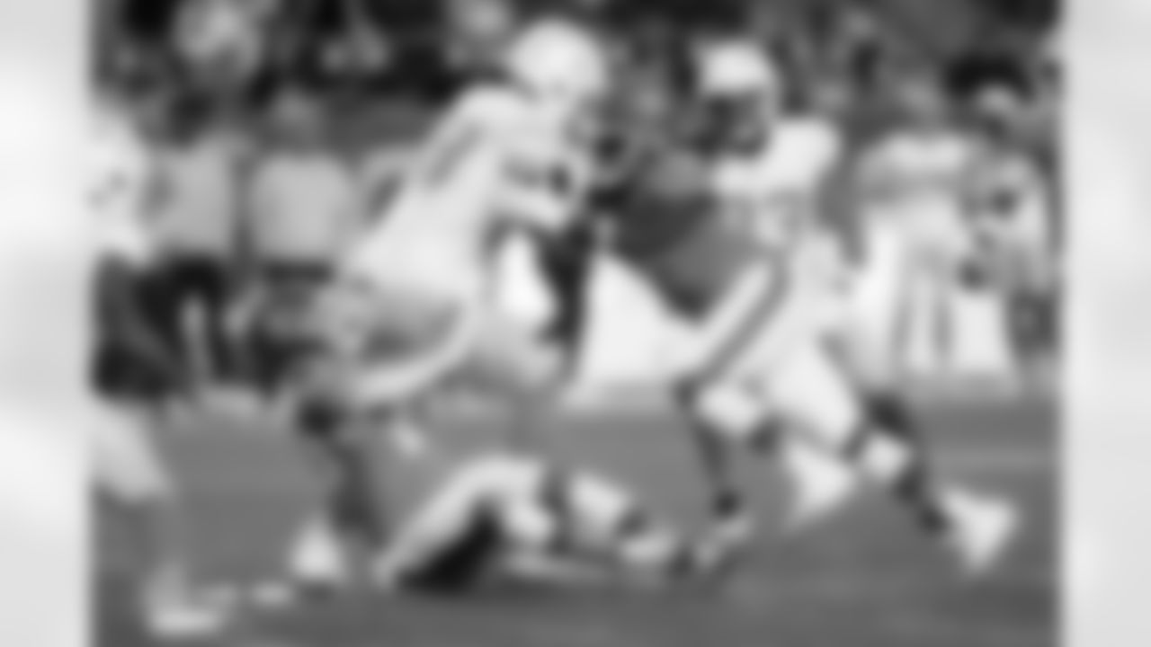 Justin Strnad (40) and Jordan Turner during the Broncos' Week 18 game against the Los Angeles Chargers at Empower Field at Mile High in Denver, Colorado on January 4, 2026. Photo by Gabriel Christus / Denver Broncos