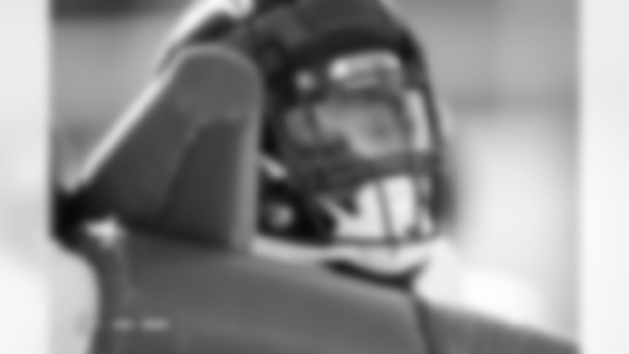 Jonathon Cooper during practice at Broncos Park Powered by CommonSpirit in Englewood, Colorado on November 13, 2025. Photo by Ben Swanson / Denver Broncos