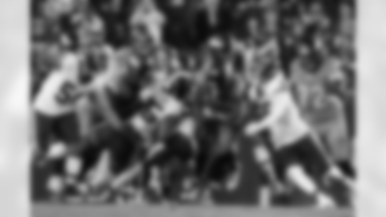 Jaleel McLaughlinduring the Broncos' Week 13 game against the Washington Commanders at Northwest Stadium in Landover, Maryland on November 30, 2025. Photo by Gabriel Christus / Denver Broncos