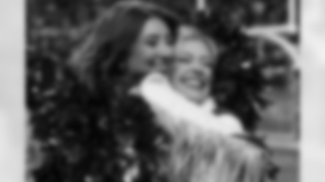 during the Broncos' Divisional Round playoff game against the Buffalo Bills at Empower Field at Mile High in Denver, Colorado on January 17, 2026. Photo by Paul Cloud / Denver Broncos