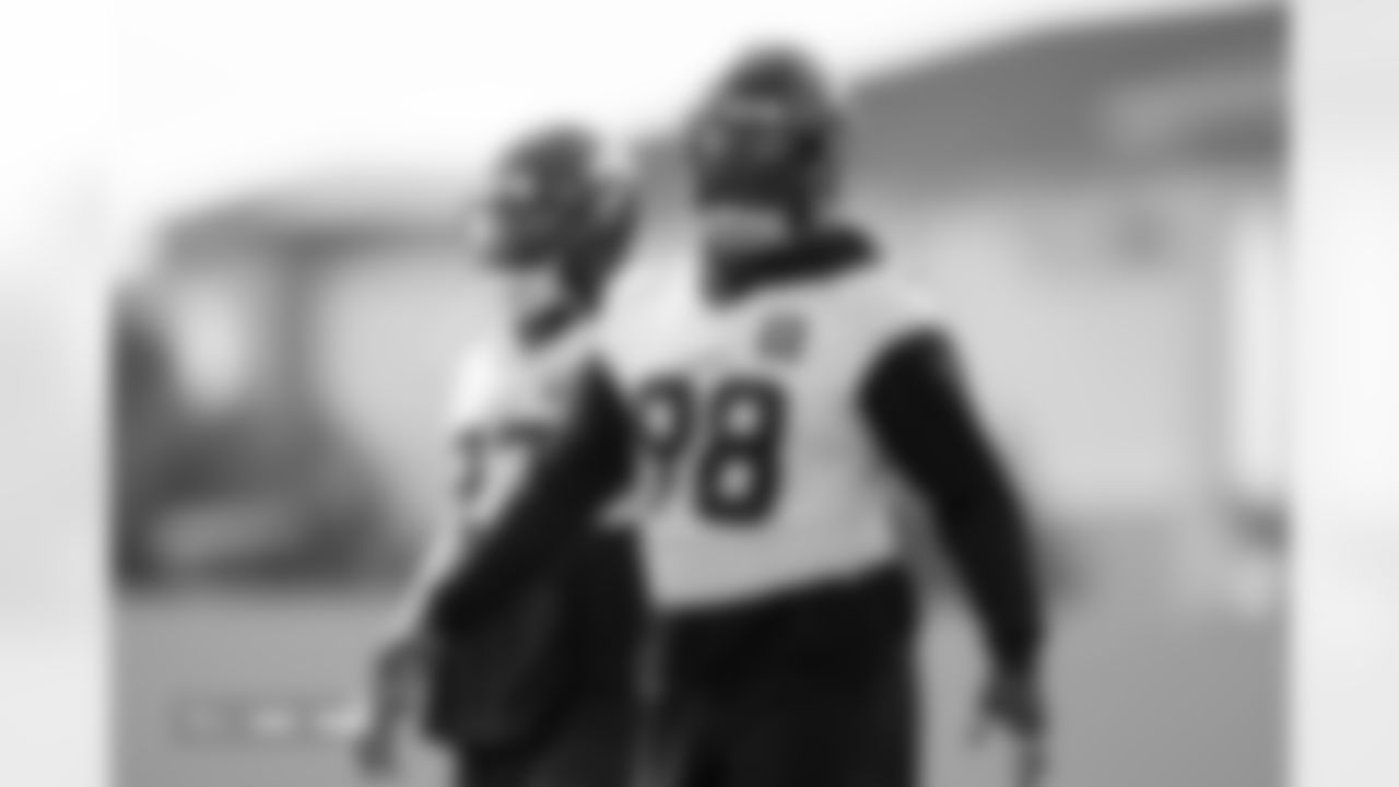 John Franklin-Myers during practice at Broncos Park Powered by CommonSpirit in Englewood, Colorado on November 12, 2025. Photo by Gabriel Christus / Denver Broncos