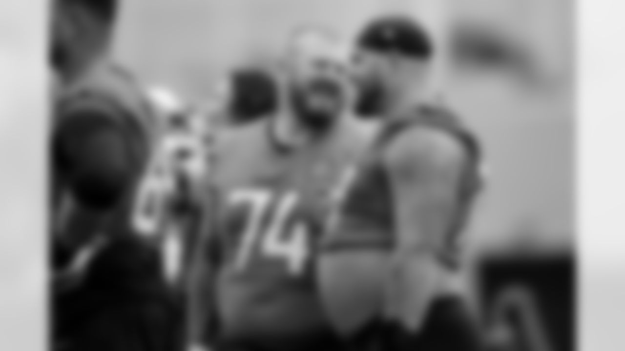 Ben Powers and Quinn Meinerz during an OTA practice at Broncos Park Powered by CommonSpirit in Englewood, Colorado on June 5, 2025. Photo by Ben Swanson / Denver Broncos