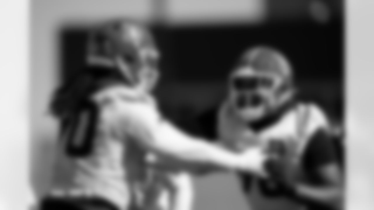 Eyioma Uwazurike and Jordan Miller during practice on Wednesday, October 22, 2025 at Broncos Park Powered by CommonSpirit in Englewood, Colorado.
Photo by Gabriel Christus / Denver Broncos