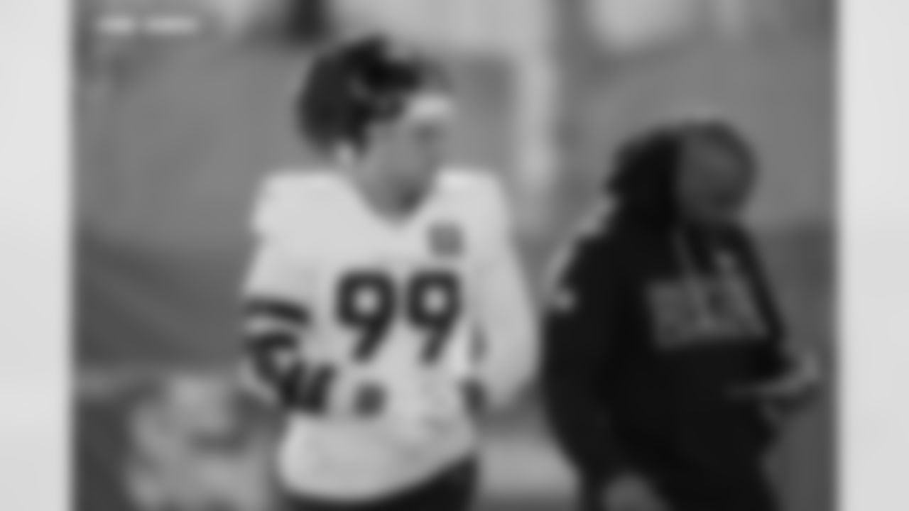 Zach Allen and Jamar Cain during practice on Wednesday, January 21, 2026 at Broncos Park Powered by CommonSpirit in Englewood, Colorado.
Photo by Gabriel Christus / Denver Broncos