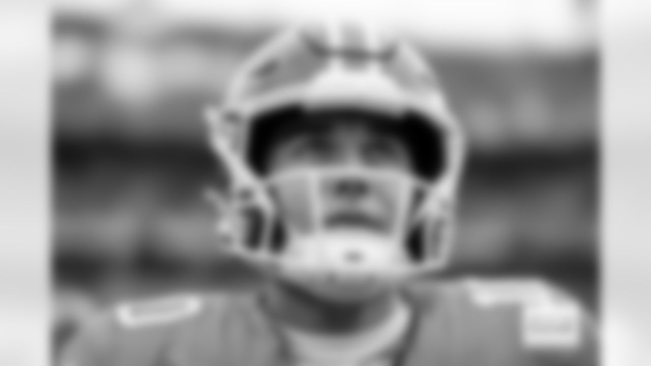 Denver Broncos quarterback Bo Nix (10) looks up before the Broncos' Week 8 game against the Dallas Cowboys at Empower Field at Mile High in Denver, Colorado on October 26, 2025. Photo by Gabriel Christus / Denver Broncos