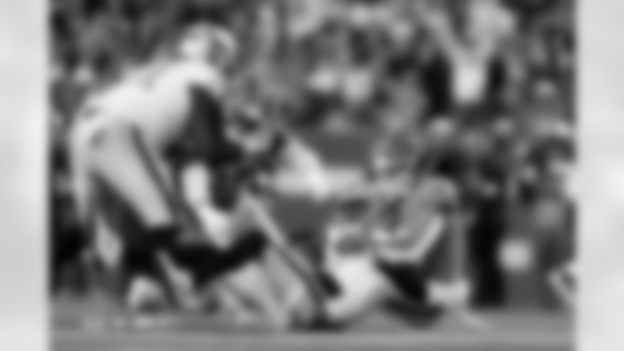 Talanoa Hufanga during the Broncos' Week 10 game against the Las Vegas Raiders at Empower Field at Mile High in Denver, Colorado on November 6, 2025. Photo by Ben Swanson / Denver Broncos