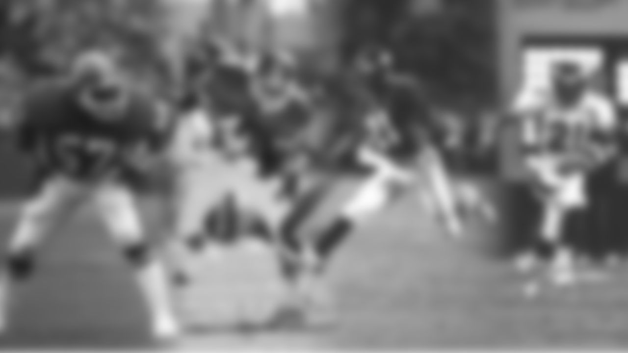 Most Interceptions, Game
2 – Tom Jackson vs. Pittsburgh on Dec. 24, 1977; Dennis Smith vs. Cleveland on Jan. 14, 1990; Darrien Gordon vs. NY Jets on Jan. 17, 1999; Gordon vs. Atlanta in Super Bowl XXXIII on Jan. 31, 1999