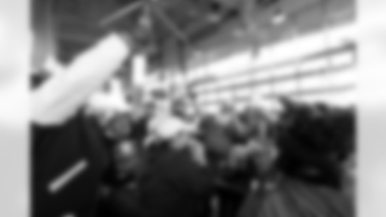 Fans during a fan rally on Saturday, November 29, 2025 at Solace Outpost in Washington DC, District of Columbia.
Photo by Gabriel Christus / Denver Broncos