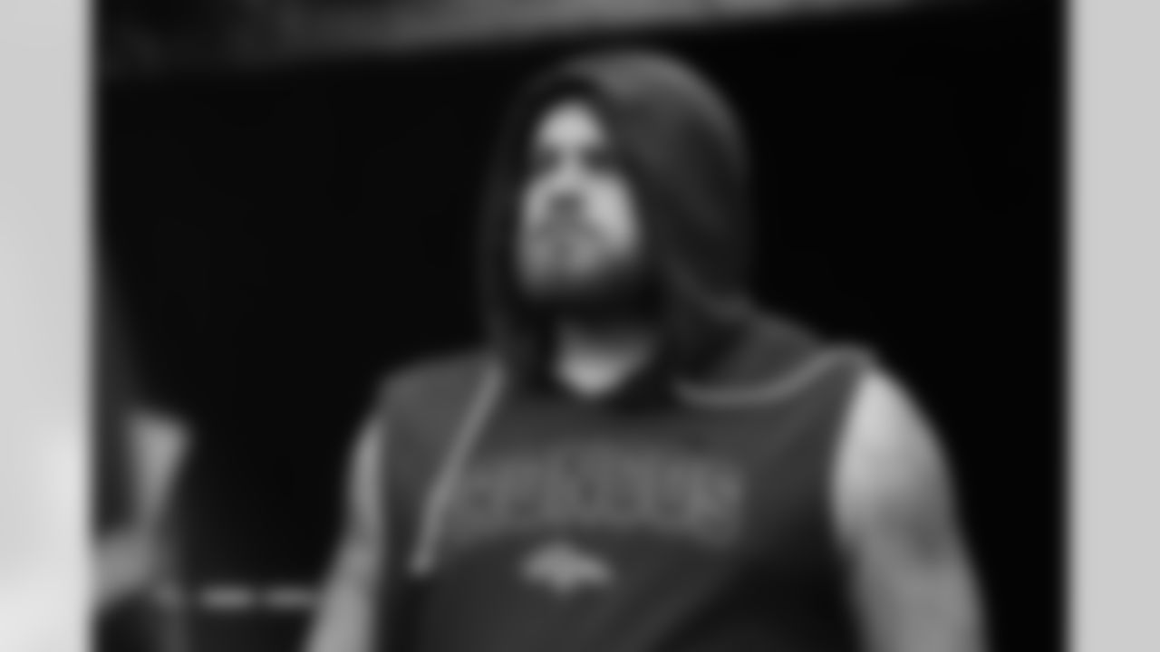 Quinn Meinerz before the Broncos' Week 9 game against the Houston Texans at NRG Stadium in Houston, Texas on November 2, 2025. Photo by Gabriel Christus / Denver Broncos