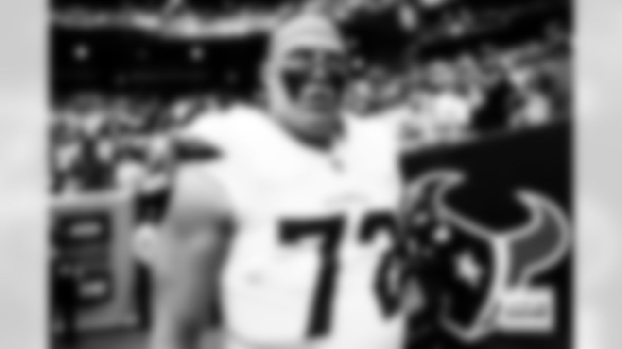 Denver Broncos offensive tackle Garett Bolles (72) before the Broncos' Week 9 game against the Houston Texans at NRG Stadium in Houston, Texas on November 2, 2025. Photo by Ben Swanson / Denver Broncos