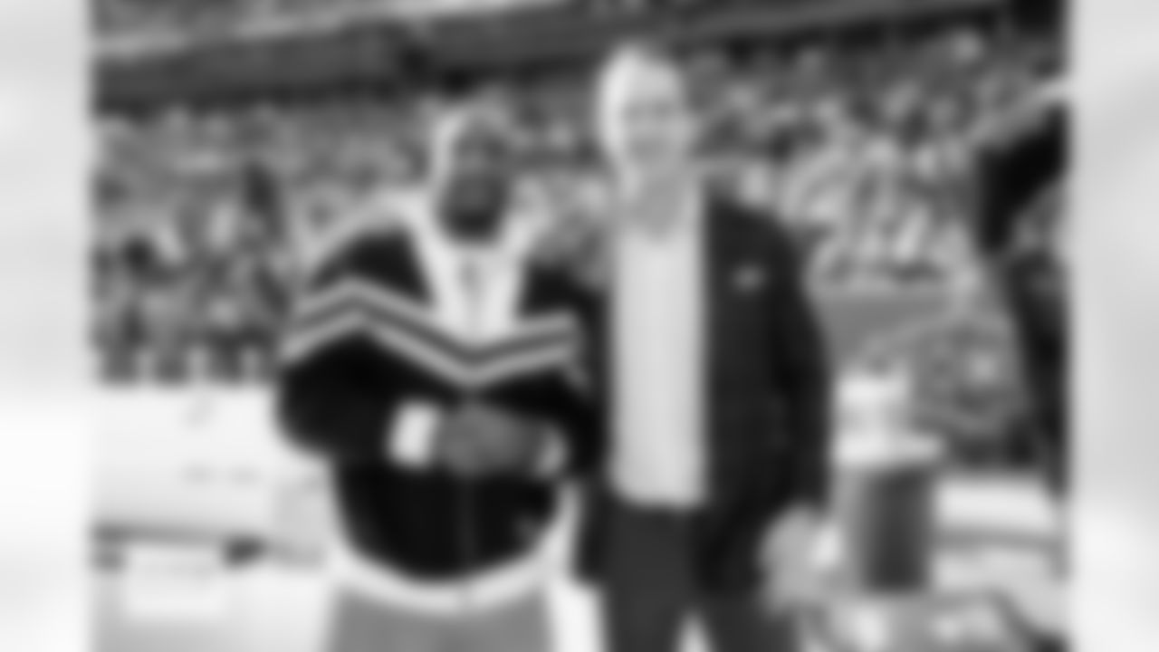 Aqib Talib and Peyton Manning before the Broncos' Week 16 game against the Jacksonville Jaguars at Empower Field at Mile High in Denver, Colorado on December 21, 2025. Photo by Ben Swanson / Denver Broncos