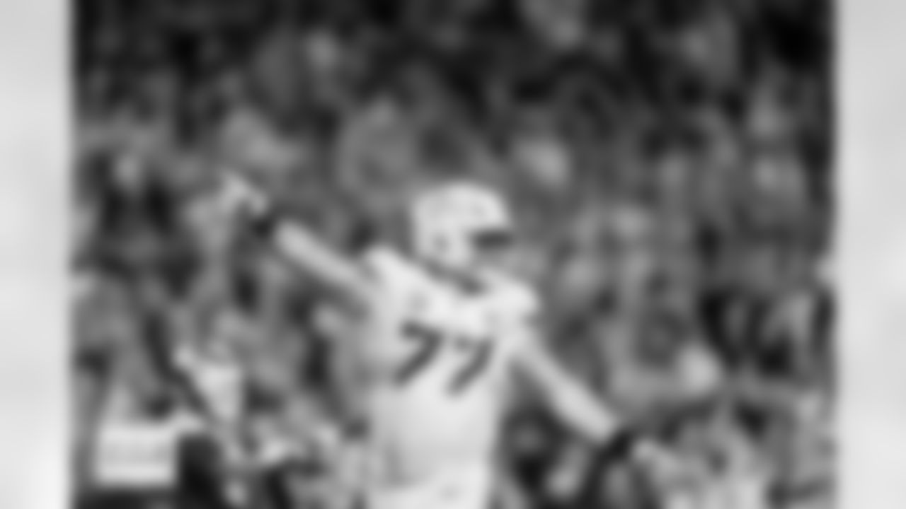 during the Broncos' Week 17 game against the Kansas City Chiefs at GEHA Field at Arrowhead Stadium in Kansas City, Missouri on December 25, 2025. Photo by Gabriel Christus / Denver Broncos