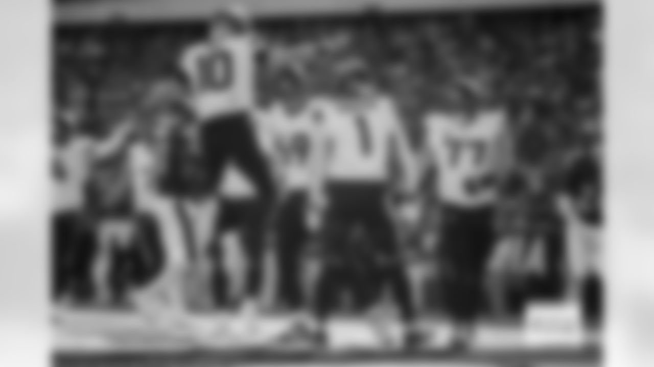 Denver Broncos quarterback Bo Nix (10) celebrates with tight end Evan Engram (1) after a touchdown during the Broncos' Week 5 game against the Philadelphia Eagles at Lincoln Financial Field in Philadelphia, Pennsylvania on October 5, 2025. Photo by Gabriel Christus / Denver Broncos