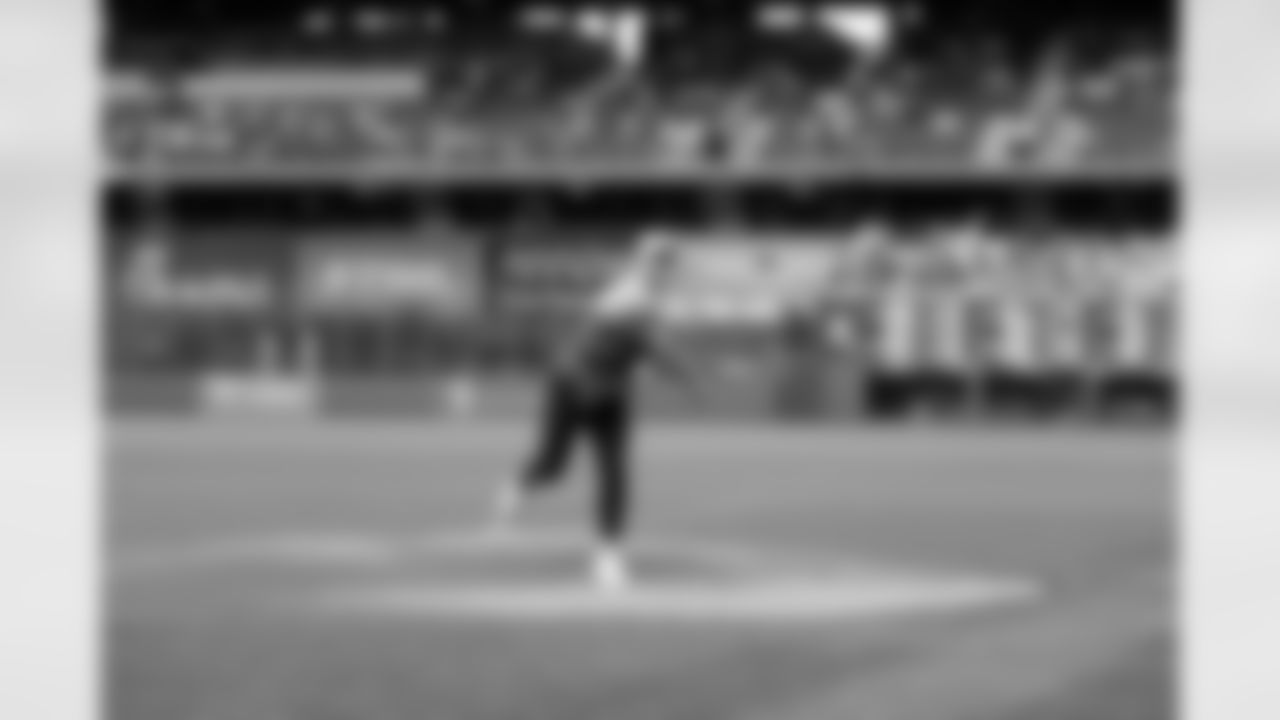 Bo Nix throws out the first pitch before the Colorado Rockies game against the New York Yankees on Friday, May 23, 2025 at Coors Field in Denver, Colorado.
Photo by Gabriel Christus / Denver Broncos