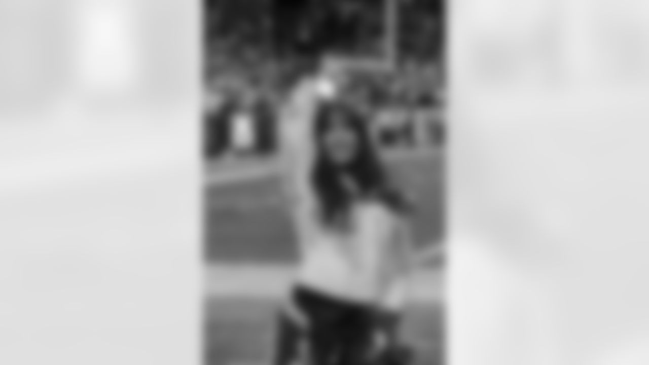 during the Broncos' Divisional Round playoff game against the Buffalo Bills at Empower Field at Mile High in Denver, Colorado on January 17, 2026. Photo by Paul Cloud / Denver Broncos