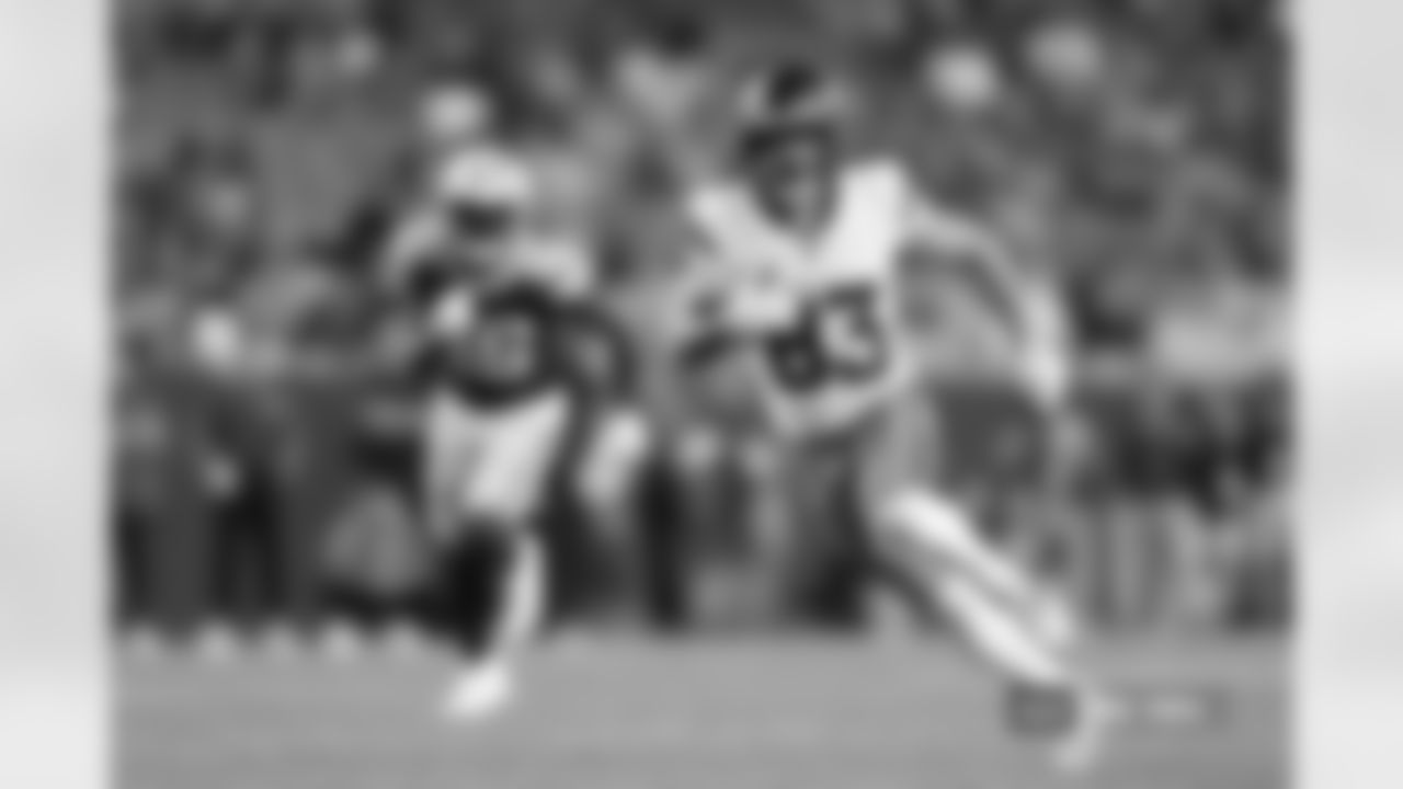 Michael Bandy #83 of the Denver Broncos runs with the ball during the Broncos' preseason Week 2 game against the Green Bay Packers at Empower Field at Mile High in Denver, Colorado on August 18, 2024. (Photo by Gabriel Christus/Denver Broncos)