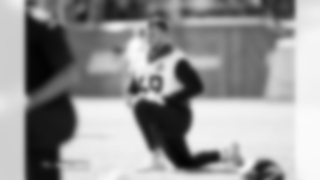 Mike McGlinchey during practice at Broncos Park Powered by CommonSpirit in Englewood, Colorado on October 29, 2025. Photo by Ben Swanson / Denver Broncos