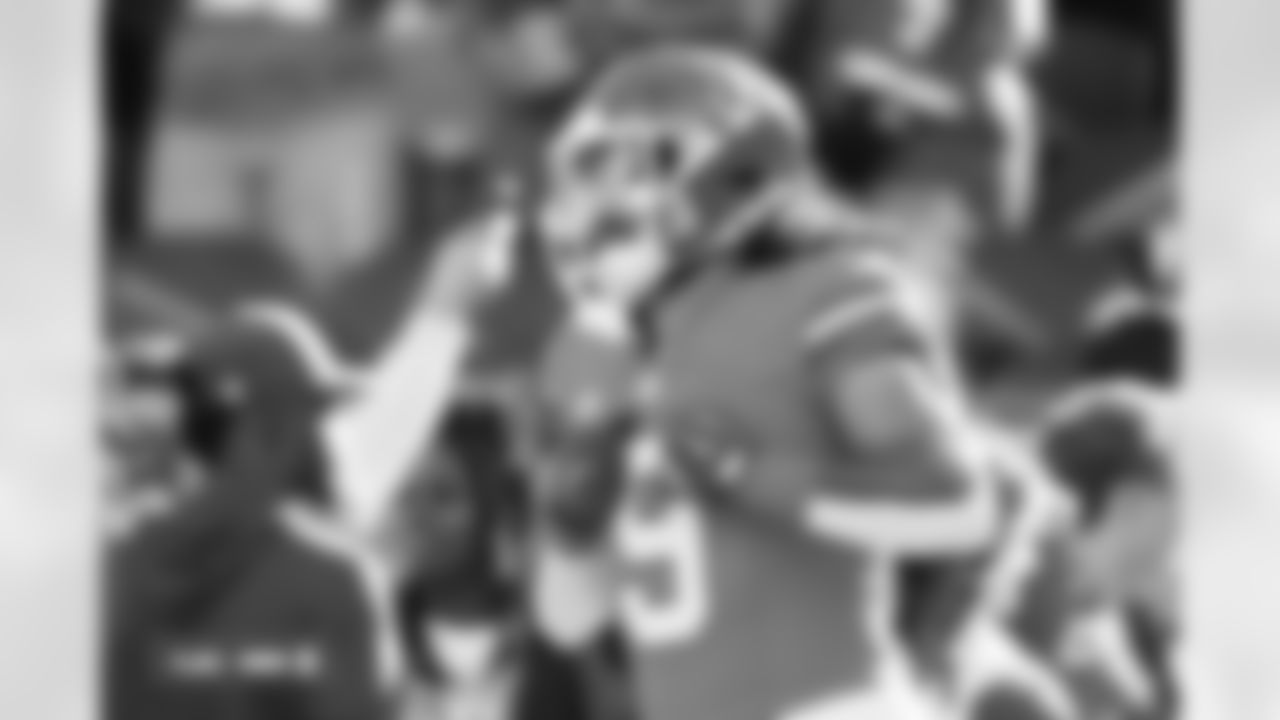 Talanoa Hufanga (9) before the Broncos' Week 18 game against the Los Angeles Chargers at Empower Field at Mile High in Denver, Colorado on January 4, 2026. Photo by Gabriel Christus / Denver Broncos