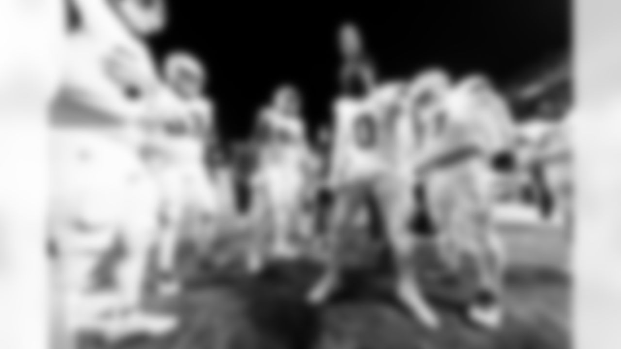 Denver Broncos linebacker Jonathon Cooper (0) gives a pregame speech to his teammates before the Broncos' Week 17 game against the Kansas City Chiefs at GEHA Field at Arrowhead Stadium in Kansas City, Missouri on December 25, 2025. Photo by Gabriel Christus / Denver Broncos