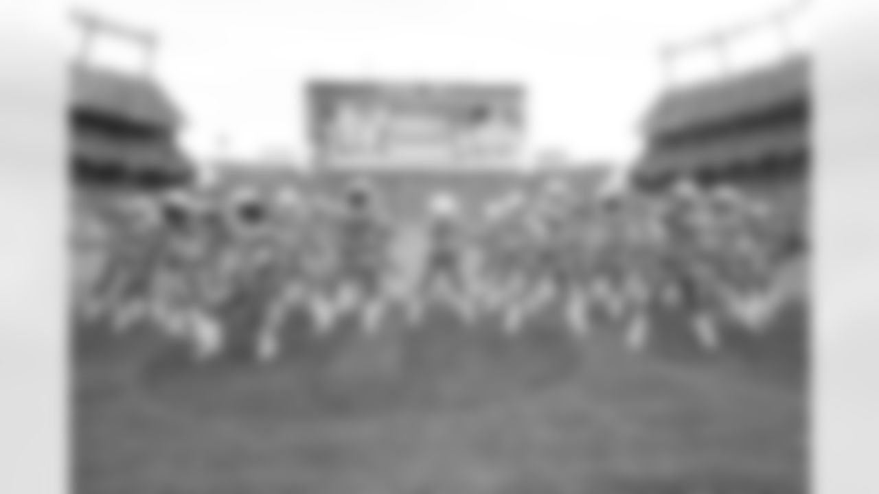 during the Broncos' Week 18 game against the Los Angeles Chargers at Empower Field at Mile High in Denver, Colorado on January 4, 2026. Photo by Adam Bratten / Denver Broncos