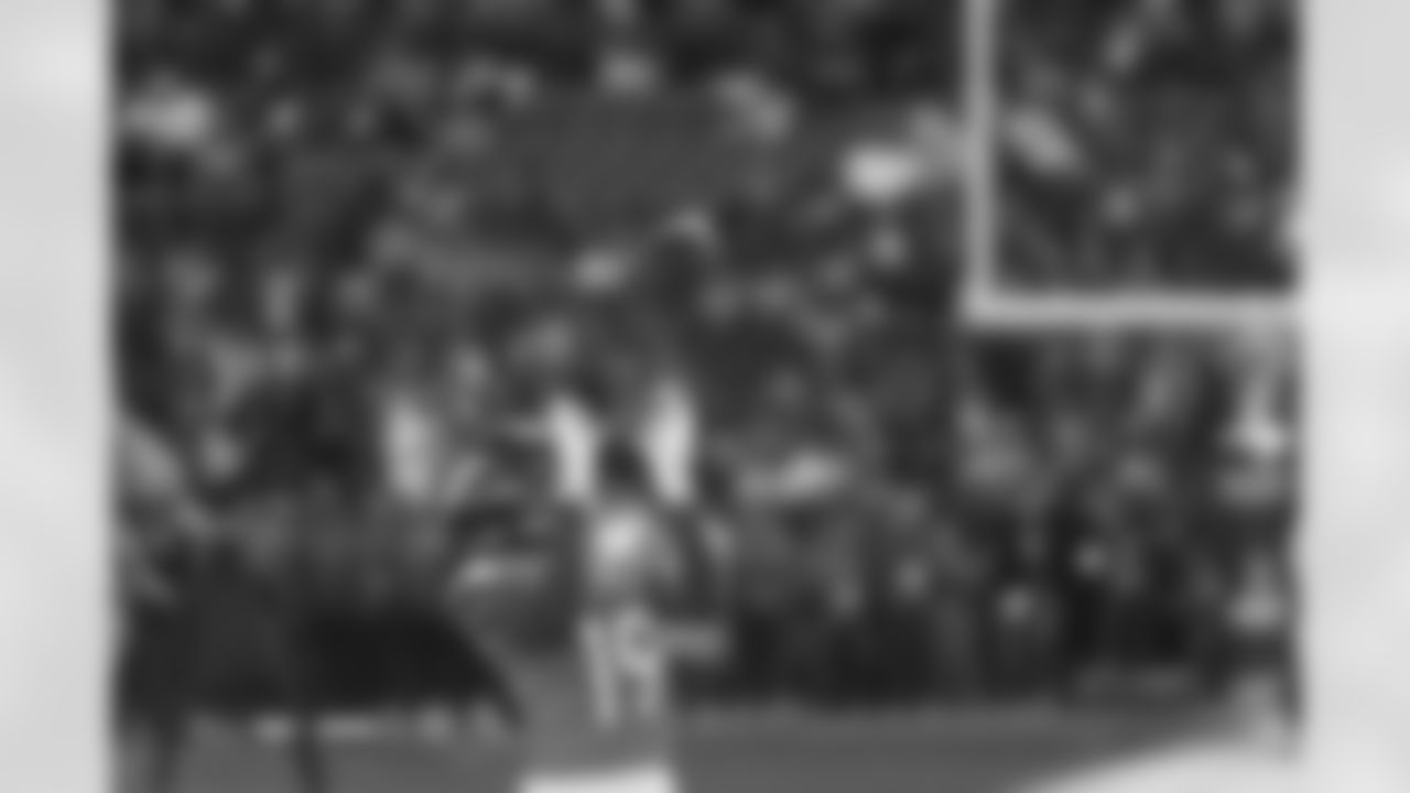 Marvin Mims Jr. (19) before the Broncos' Week 11 game against the Kansas City Chiefs at Empower Field at Mile High in Denver, Colorado on November 16, 2025. Photo by Gabriel Christus / Denver Broncos