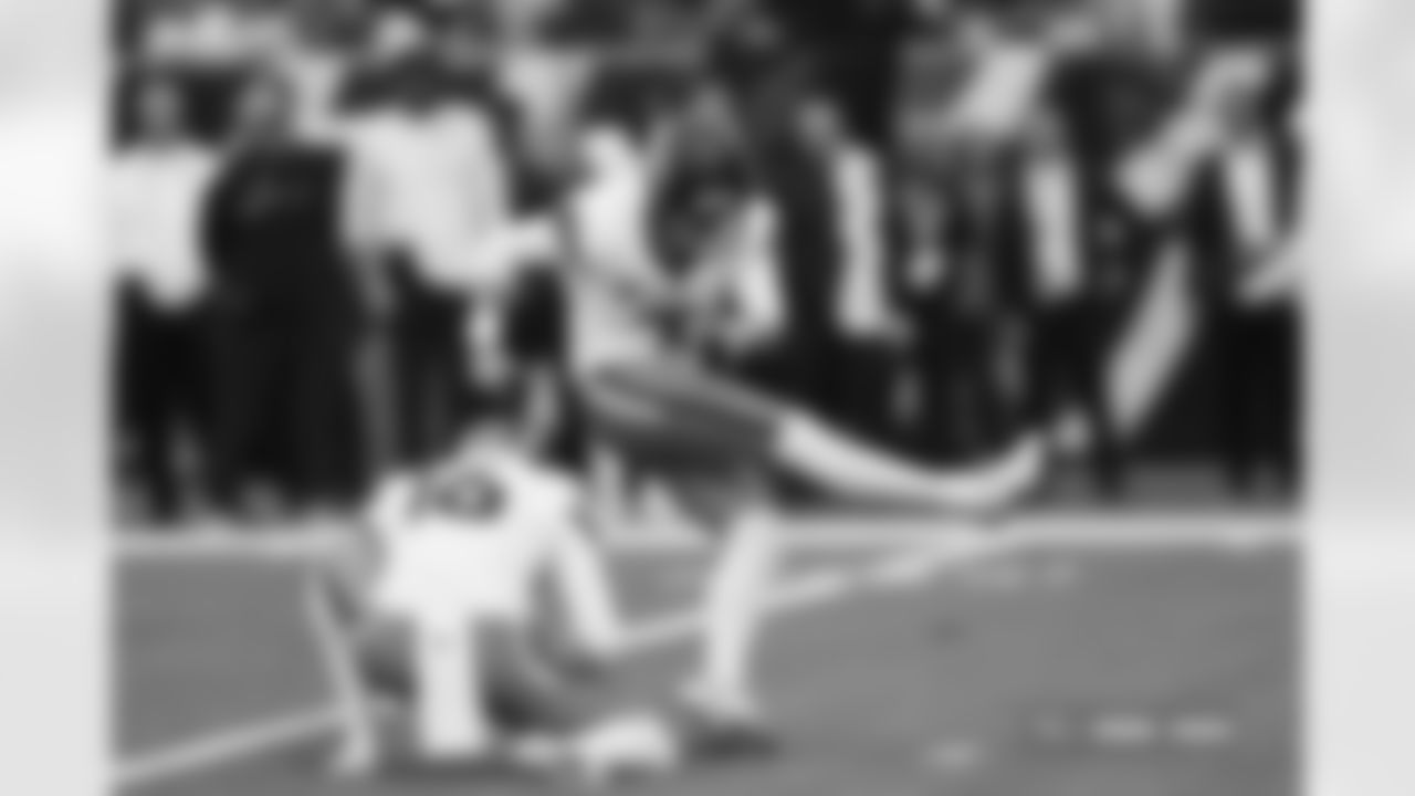 Wil Lutz during the Broncos' Week 9 game against the Houston Texans at NRG Stadium in Houston, Texas on November 2, 2025. Photo by Ben Swanson / Denver Broncos