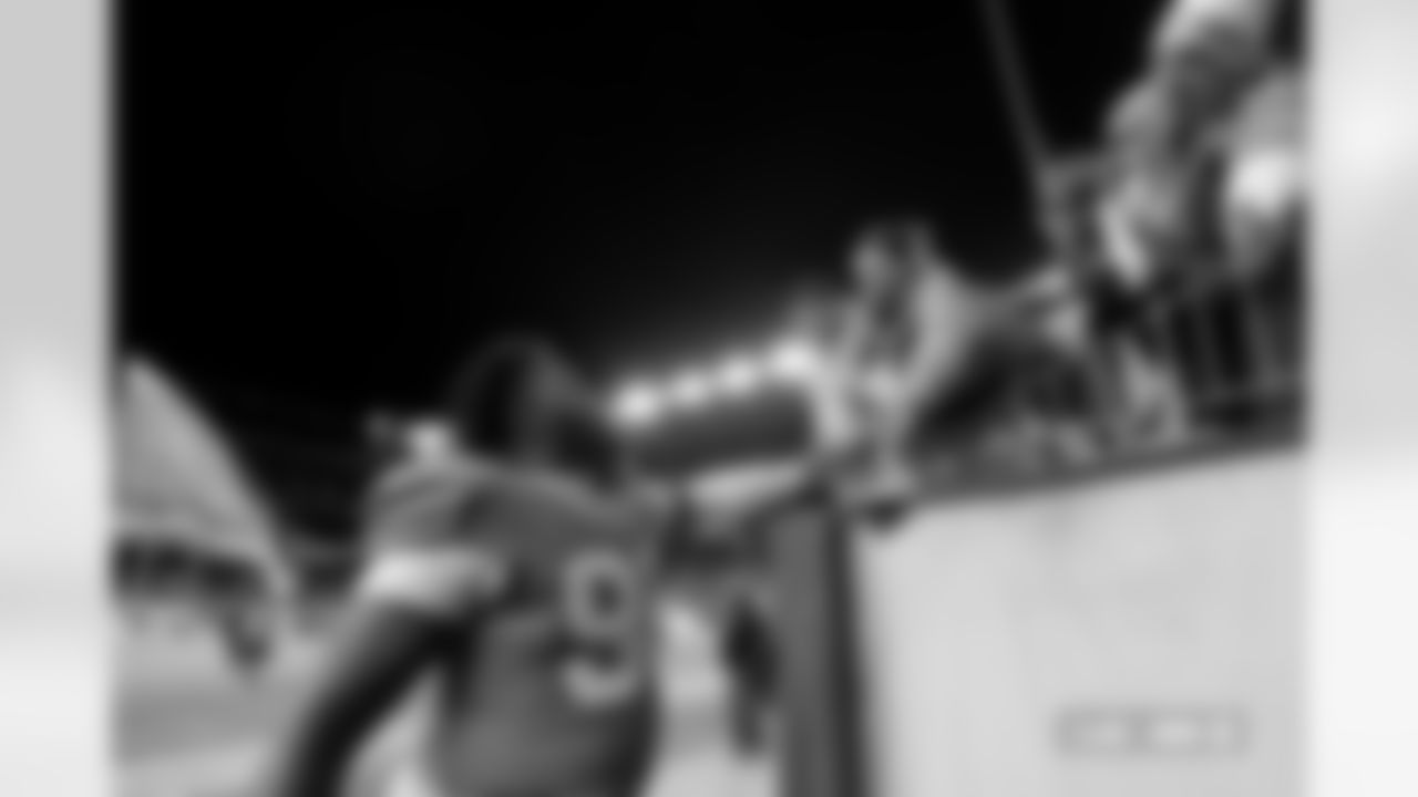 Denver Broncos defensive end Eyioma Uwazurike (96) greets fans after the Broncos' Week 18 game against the Los Angeles Chargers at Empower Field at Mile High in Denver, Colorado on January 4, 2026. Photo by Gabriel Christus / Denver Broncos