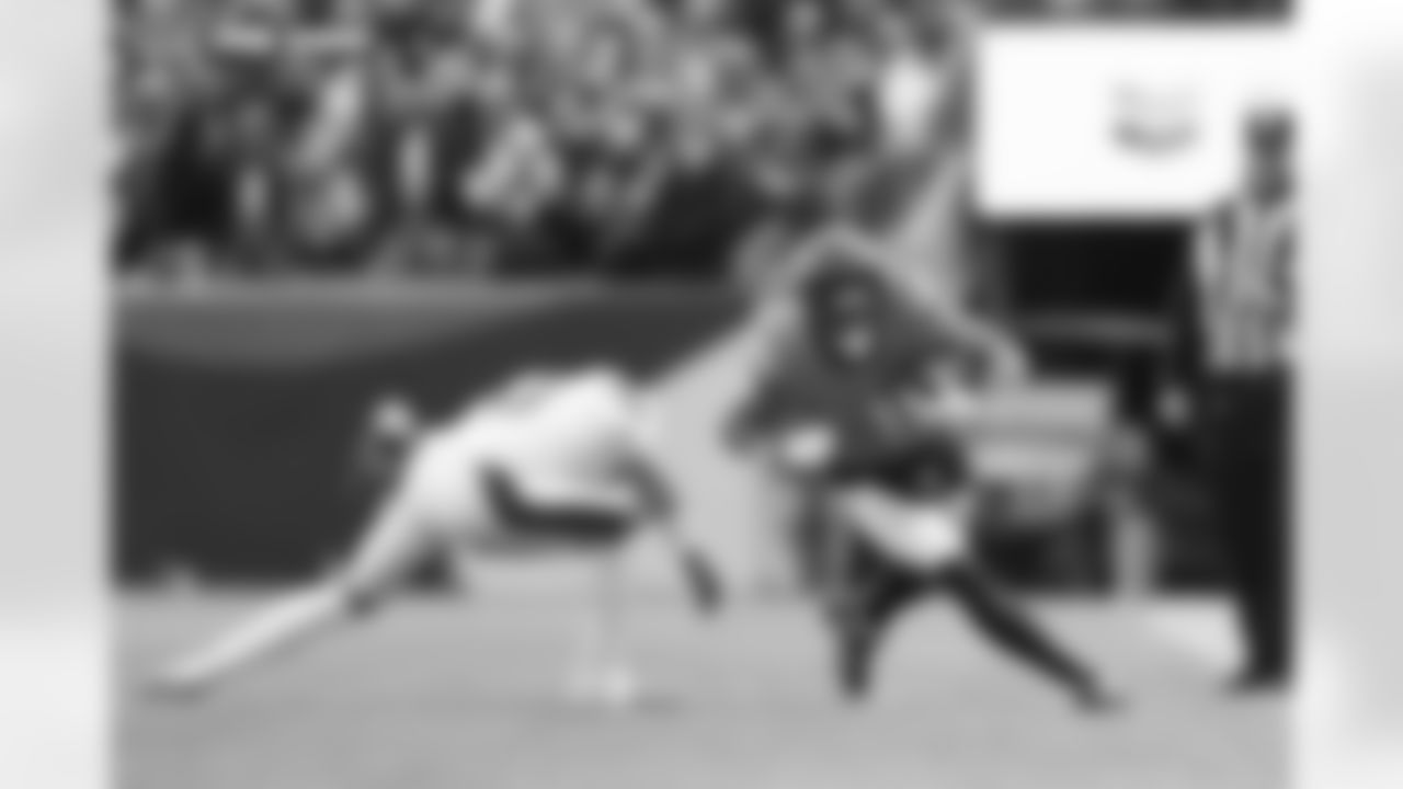 Evan Engram (1) during the AFC Championship Game between the Denver Broncos and New England Patriots at Empower Field at Mile High in Denver, Colorado on January 25, 2026. Photo by Gabriel Christus / Denver Broncos